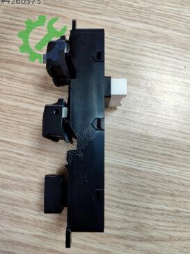 Kia Rio Cam Açma Düğmesi 93570-1W132 çıkma parça