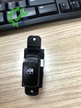 Hyundai Santa Fe Cam Açma Düğmesi 93580-26100 çıkma parça