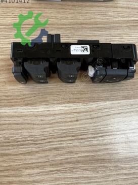 Renault Talisman Cam Açma Düğmesi 254011714R çıkma parça