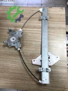 CAM KRİKOSU ACCENT ELEKTRİKLİ 00-06 ÖN SOL
