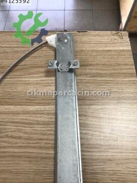Hyundai Accent Sol Ön Cam Krikosu 82403-25010 çıkma parça