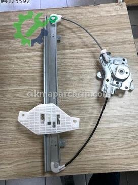 Hyundai Accent Sol Ön Cam Krikosu 82403-25010 çıkma parça