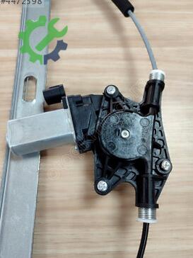 Hyundai Accent Sol Ön Cam Krikosu 82401-1G010 çıkma parça
