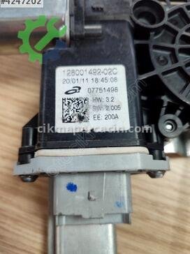 Renault Clio Sol Ön Cam Krikosu 807018534R çıkma parça