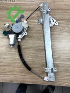 CAM KRİKOSU JUKE 11-18 ELEKTRİKLİ ÖN SOL (MOTORLU)