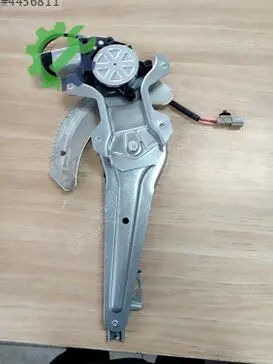Honda Civic Sağ Arka Cam Krikosu çıkma parça