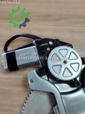 Honda Civic Sağ Arka Cam Krikosu 4062716007 çıkma parça