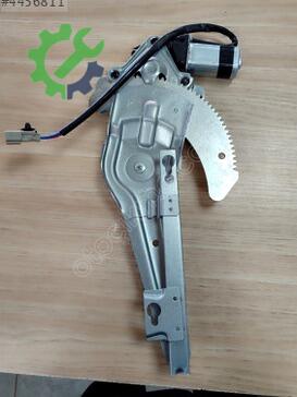Honda Civic Sağ Arka Cam Krikosu 4062716007 çıkma parça