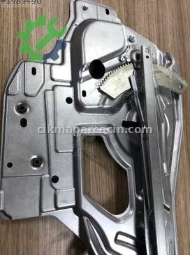 Hyundai Santa Fe Sağ Ön Cam Krikosu 82406-26000 çıkma parça