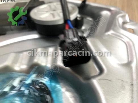 Hyundai Santa Fe Sol Ön Cam Krikosu 82405-26000 çıkma parça