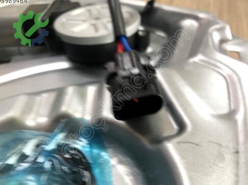 Hyundai Santa Fe Sol Ön Cam Krikosu 82405-26000 çıkma parça