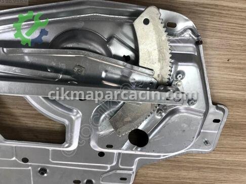 Hyundai Santa Fe Sol Ön Cam Krikosu 82405-26000 çıkma parça