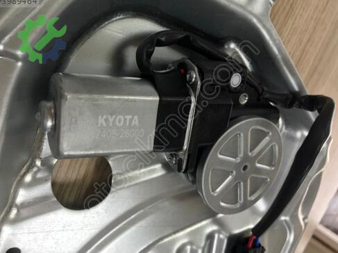 Hyundai Santa Fe Sol Ön Cam Krikosu 82405-26000 çıkma parça