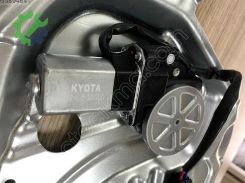 Hyundai Santa Fe Sol Ön Cam Krikosu 82405-26000 çıkma parça