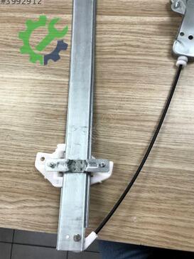 Hyundai Starex Cam Krikosu 82403-4A010 çıkma parça