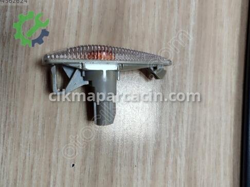 Mitsubishi Lancer Çamurluk 8351A039 çıkma parça
