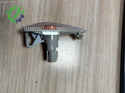Mitsubishi Lancer Çamurluk 8351A039 çıkma parça