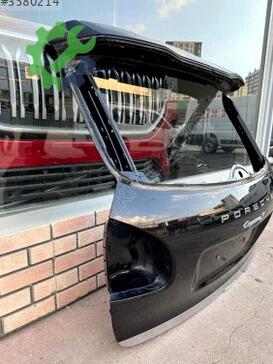 Porsche Cayenne Bagaj Kapağı çıkma parça