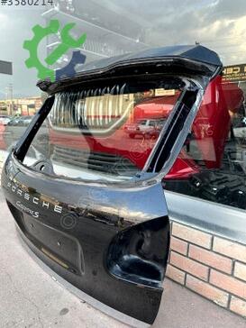 Porsche Cayenne Bagaj Kapağı çıkma parça