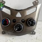 CHEVROLET AVEO KLİMA KALORİFER KONTROL PANELİ VE DÜĞMELER KOMPLE