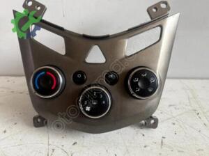 CHEVROLET AVEO KLİMA KALORİFER KONTROL PANELİ VE DÜĞMELER KOMPLE