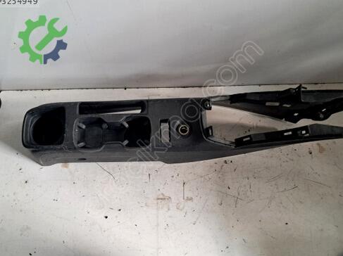 Chevrolet Aveo Orta Konsol çıkma parça