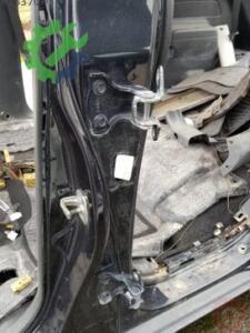 Chevrolet Captiva Sol Arka Kapı Menteşesi Orjinal Çıkma