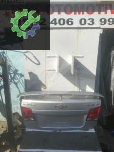 chevrolet cruze arka bagaj kapağı çıkma orjinal sökme dolu