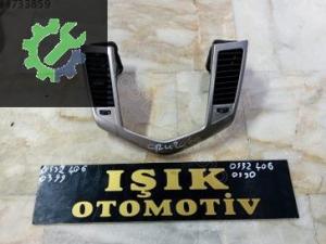 chevrolet cruze klima ızgaraları çıkma orjinal