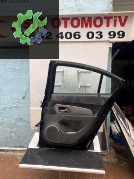 Chevrolet Cruze Sağ Arka Kapı çıkma parça