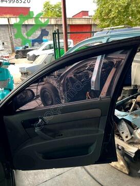 Chevrolet Lacetti Sağ Ön Kapı çıkma parça