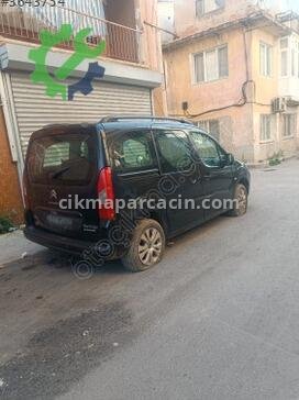Citroen Berlingo Ön Cam çıkma parça