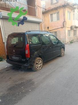 Citroen Berlingo Ön Cam çıkma parça
