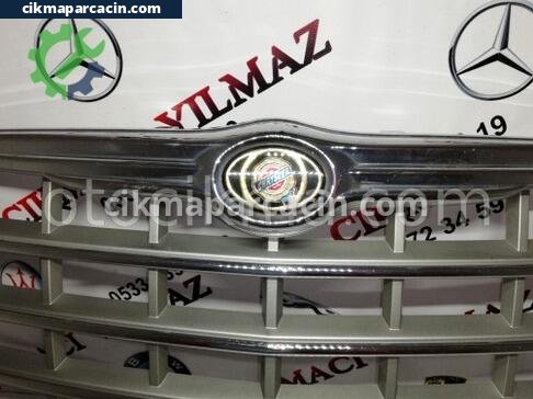 Chrysler 300 Ön Panjur çıkma parça