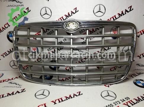 Chrysler 300 Ön Panjur çıkma parça