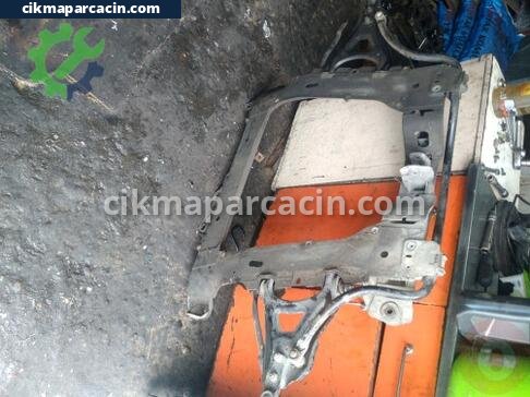 Renault Clio Klima Kompresörü çıkma parça