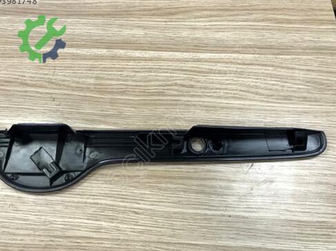 Toyota Corolla Bagaj 76811-02903 çıkma parça