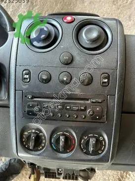Citroen Berlingo Göğüs çıkma parça