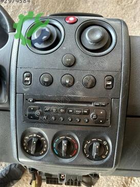 Citroen Berlingo Göğüs çıkma parça