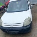 Citroen berlingo ön kaput