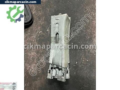 Citroen Berlingo Motor Kapağı çıkma parça