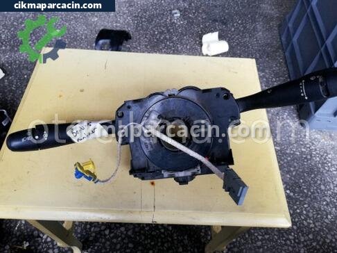 Citroen Berlingo Silecek Kolu çıkma parça