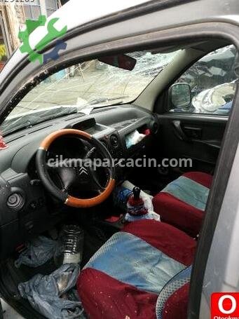 Citroen Berlingo Plakalık çıkma parça