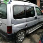 Citroen Berlingo plakalı ruhsatlı hususi arac