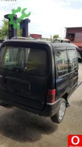 Citroen Berlingo sağ arka çamurluk kesme orjinal çıkma