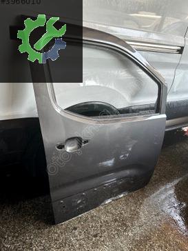 Citroen Berlingo Sağ Ön Kapı çıkma parça