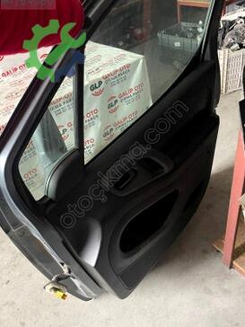 Citroen Berlingo Sağ Ön Kapı çıkma parça