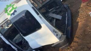 Citroen berlingo sol arka çamurluk