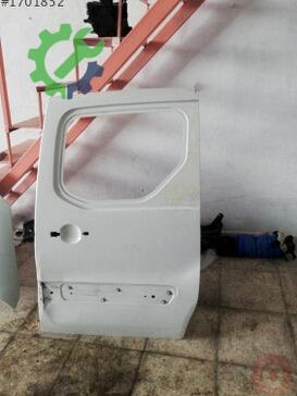 Citroen Berlingo Sol Arka Kapı çıkma parça
