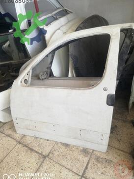 Citroen Berlingo Sol Ön Kapı çıkma parça